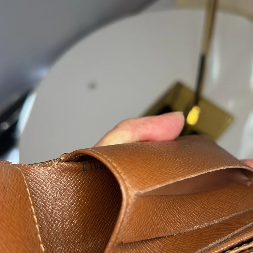 Louis Vuitton LOUIS VUITTON Monogram - Picture 15 of 16